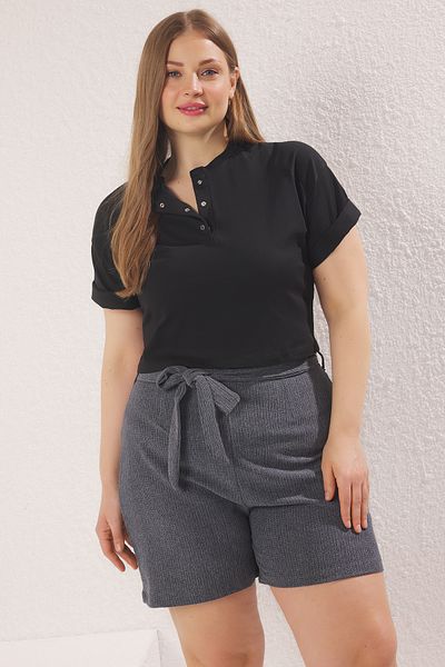 Trendyol Curve Detail pasu v antracitové barvě Twist Textured Fabric Pletené šortky a bermudy větší velikosti TBBSS25AP00035