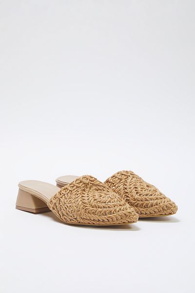 TRENDYOL SHOES Kamelfarbene Damenpantoffeln mit Absatz - TAKSS25TO00060