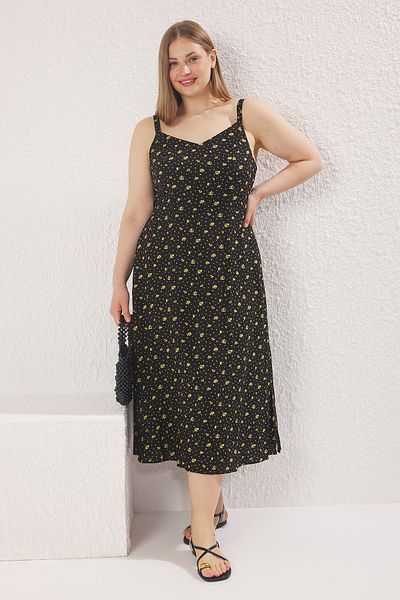 Trendyol Curve Black Floral V Neck Woven Adjustable Strap Long Dress Tbbss22Ah0055