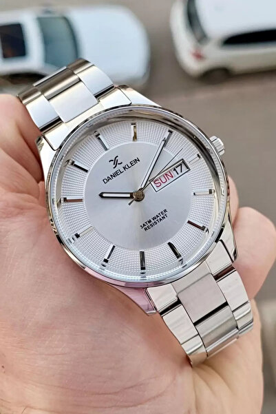 Daniel Klein Gri Renk Ayarlanabilir Kordonlu Takvim Ve Gün Fonksiyonlu 44 Mm Erkek Kol Saati