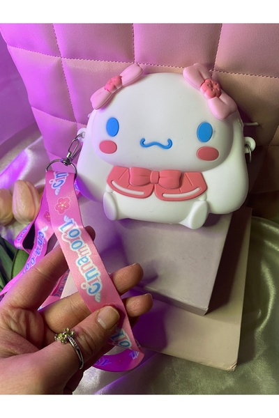 SANRIO Sanrıo karakterli cınnamoroll pembe renk yumuşacık fermuarlı askılı ço...