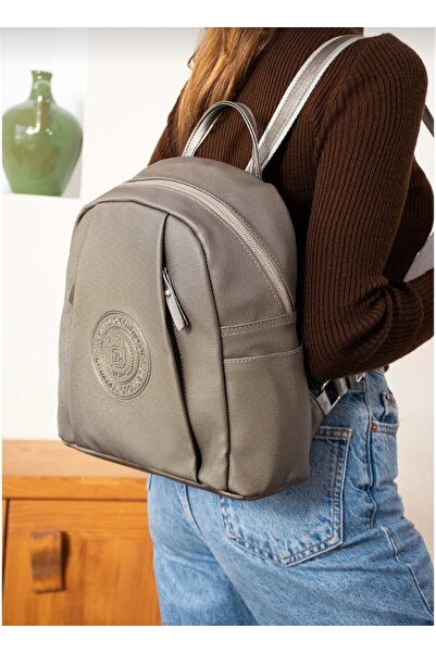 Just Polo حقيبة ظهر نسائية متوسطة الحجم مكونة من 9 أقسام مقاس 31x29 JustPolo ...