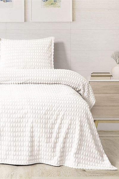 Bella Home Double Twist Bed Cover Set