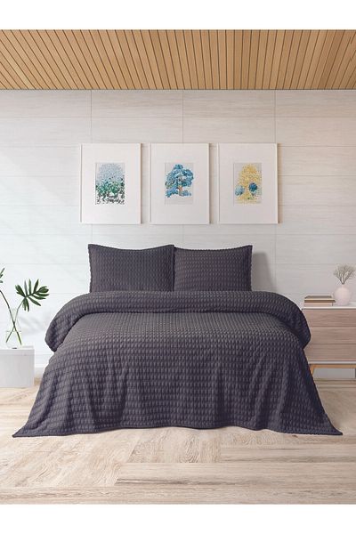 Bella Home Double Twist Bed Cover Set