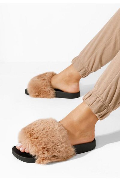 B T Shoes Women's beige slippers Aleosa