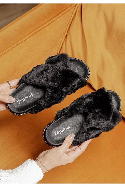 B T Shoes Lightness black fur slippers