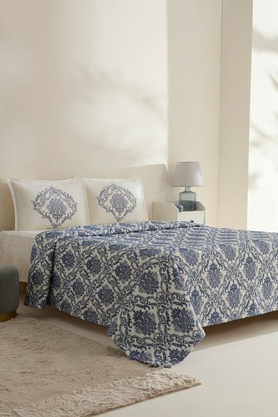 Karaca Home Nolven Indigo Double Bedspread Set