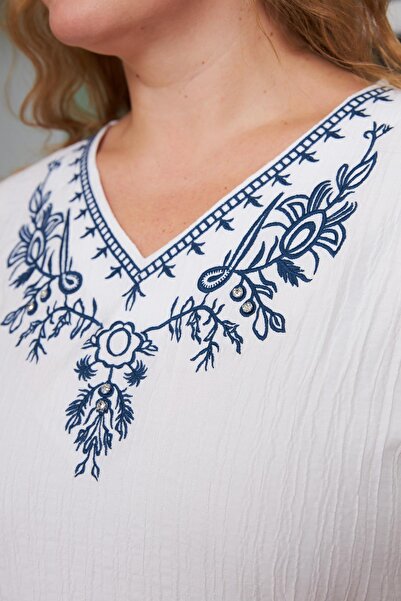RMG Large Size Collar Embroidery Blouse - Stone Detaylı Raped Ecru