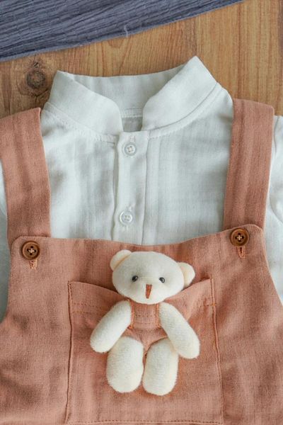 nurbeli X Silk Atlas Baby Girl και Παιδικό Σετ Μουσελίνας Salopet με πουκάμισο