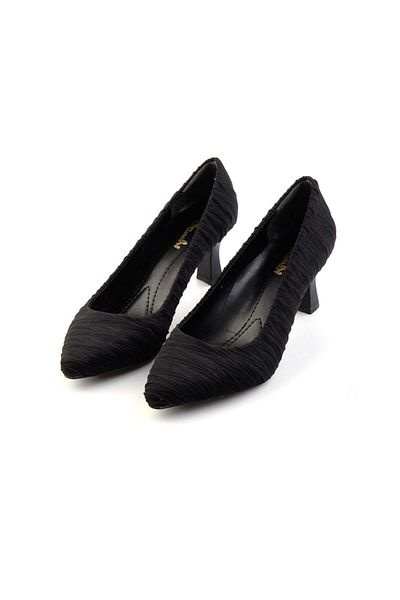 Bambi Pantofi cu toc clasici de damă negri K 01994104504