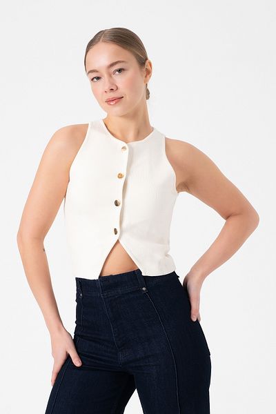 Merry Rise Buttoned White Crop Women's Knitwear Vest