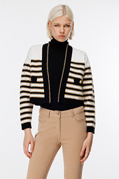 ON Women's Crop Cardigan - Minimalist Striped Long Sleeve - Casual Chic