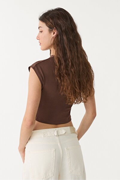 Stradivarius Basic fitted cropped T-shirt