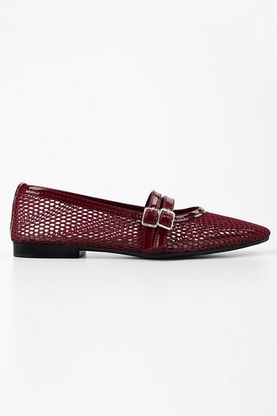 Shoeberry Damen-Ballerinas „Lume Claret Red“ mit Netzstoff und Gürtel