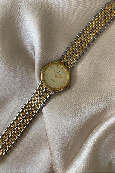 Momentus Yellow Silver Color Stainless Steel Cord Original Vintage Men Wrist Watch