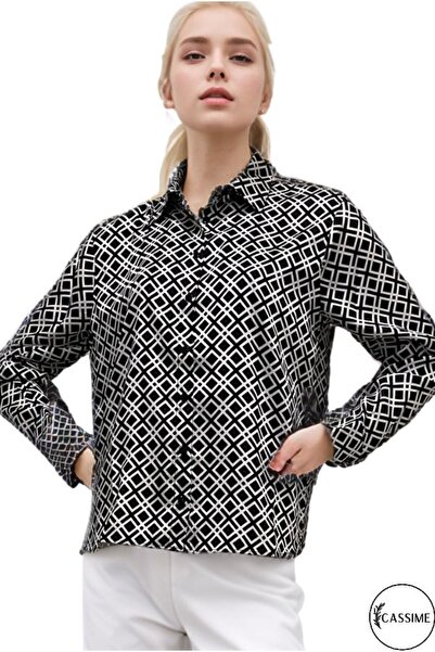 Cassime قميص نسائي من الساتان ذو تصميم مربع باللونين الأبيض والأسود