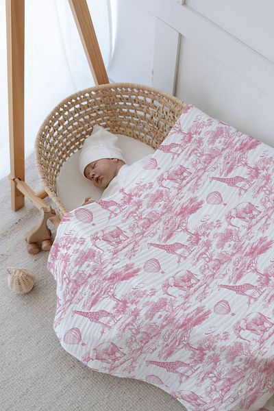Tuğba Kuğu 4 Layer Muslin Blanket (100X120) - Pink Toile De Jouy
