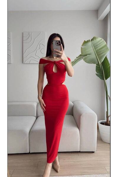 Pretty Gögüs Detay Dekolteli Ve Arkadan Fermuarlı Lüx Elbise