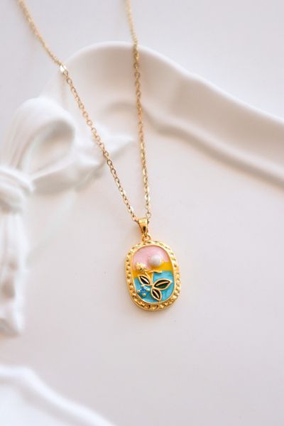 EFBUTİK Stainless Steel Gold Color Hologram Patterned Pearl Necklace