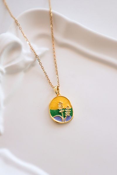 EFBUTİK Stainless Steel Gold Color Hologram Flower Scenic Necklace
