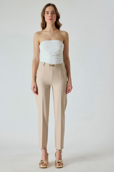 FEVER Gold aksesuarlı havuç kesim pantolon