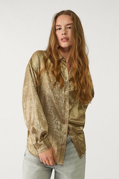 Stradivarius قميص معدني متدفق إصدار محدود