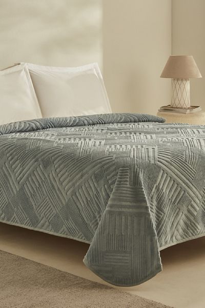 Karaca Home Rita Blue Emboss Blanket Double