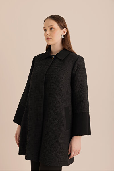 Aker Dokulu Kumaştan Detaylı Kap