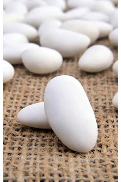 Genel Markalar Mardin’in Geleneksel Lezzetlerinden Beyaz Badem Şekeri