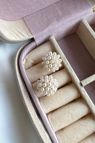 MUTENA Minimal Pearl Ball Earrings - Minimal Women's Earrings with Pearl Detail
