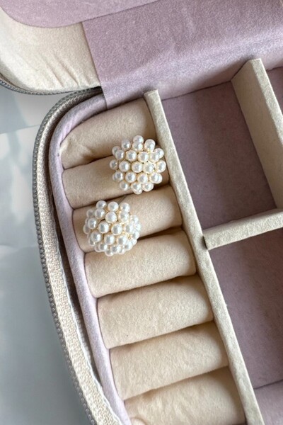 MUTENA Minimal Pearl Ball Earrings - Minimal Women's Earrings with Pearl Detail