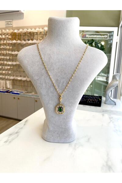 Lilyum Aksesuar Zircon Stone and Green Baguette Stone Detailed Dorika Chain M...