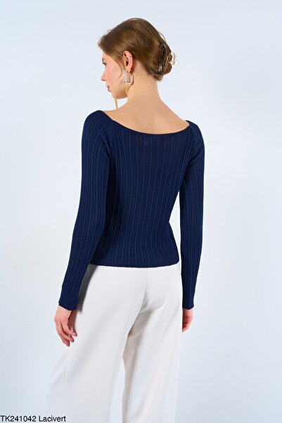 Qu Style OMUZU AÇIK İNCE TRİKO KAZAK