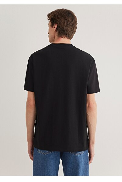 Mavi Basic Comfortable Fit Men's T-Shirt with Pocket Detail