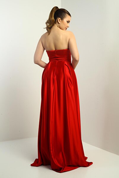 By Saygı Kadın Straplez Astarlı Önü Balen Biyeli Cepli Kloş Uzun Saten Abiye Elbise