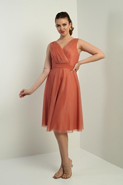 By Saygı Γυναικείο κοντό φόρεμα με διπλό γιακά με επένδυση με ασημί λάμψη