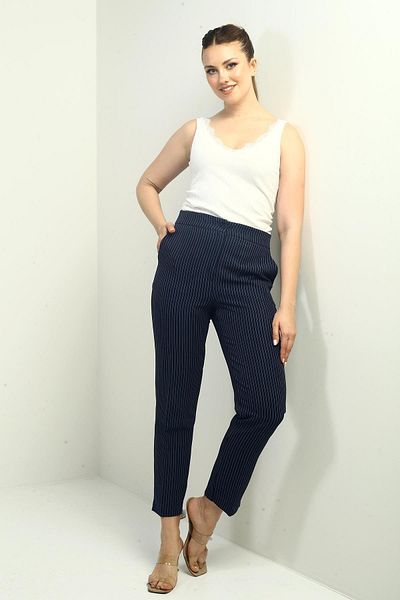 By Saygı Pantaloni de damă cu talie elastică, buzunare, cu dungi pe gât