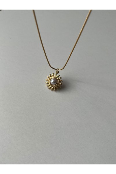 Alya Jewelry قلادة الشمس الفولاذية مع تفاصيل اللؤلؤ