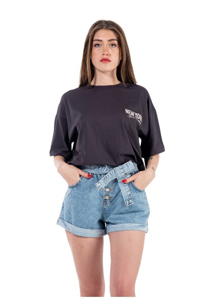 Lubue Kadın Kemerli Yüksek Bel Denim Şort