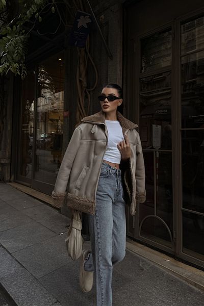 modaserdem    Leather Coat with Collar and Sleeve Cuff Fur Detail - Mink