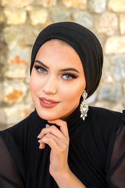 Aişe tesettür Black Ready Pipe Bonnet