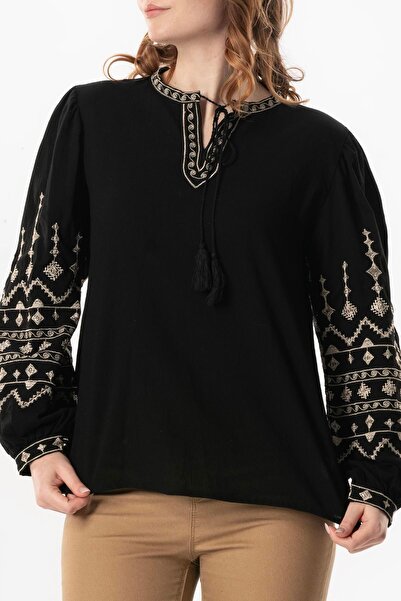 Eliş Şile Bezi Long Sleeve Şile Cloth, Black Idil V-Neck Embroidered Summer Blouse