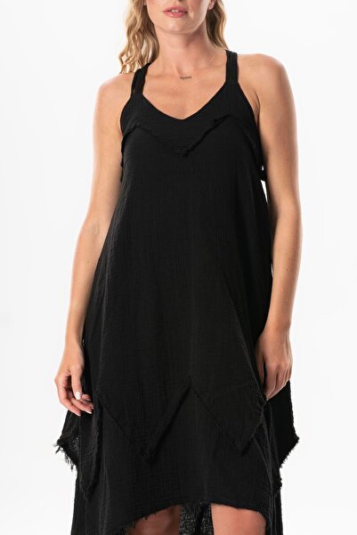 Eliş Şile Bezi Φόρεμα Leyla με ασύμμετρο κόψιμο με λαιμόκοψη V, μαύρο