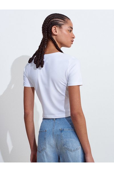 Dilvin 31655 Crew Neck Crop Top-White