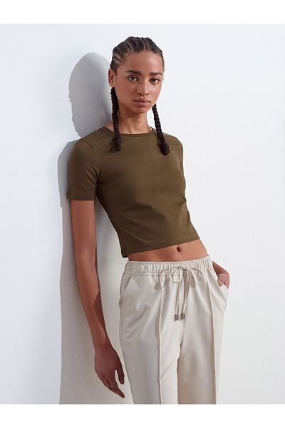 Dilvin 31655 Crew Neck Crop Top-Khaki