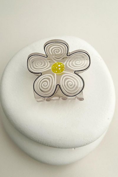 Modex Clover Flower Small Latch Hair Clip (Size:5Cm)