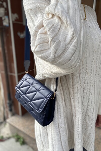 PurpleART Жіноча стьобана сумка через плече з регульованим ременем-стовпчиком темно-синього кольору