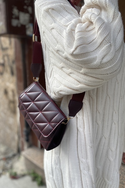 PurpleART Kadın Bordo Kapitone Ayarlanabilir Kolon Askılı Çapraz Omuz Çantası