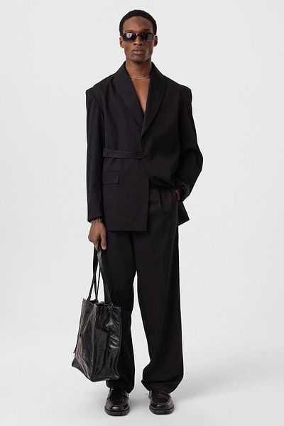 Vamos Belted Closure Suit - Oversize - Black