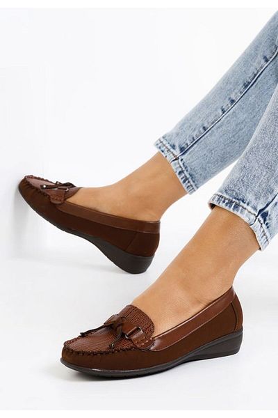 B T Shoes Women's loafers Janetta Brown